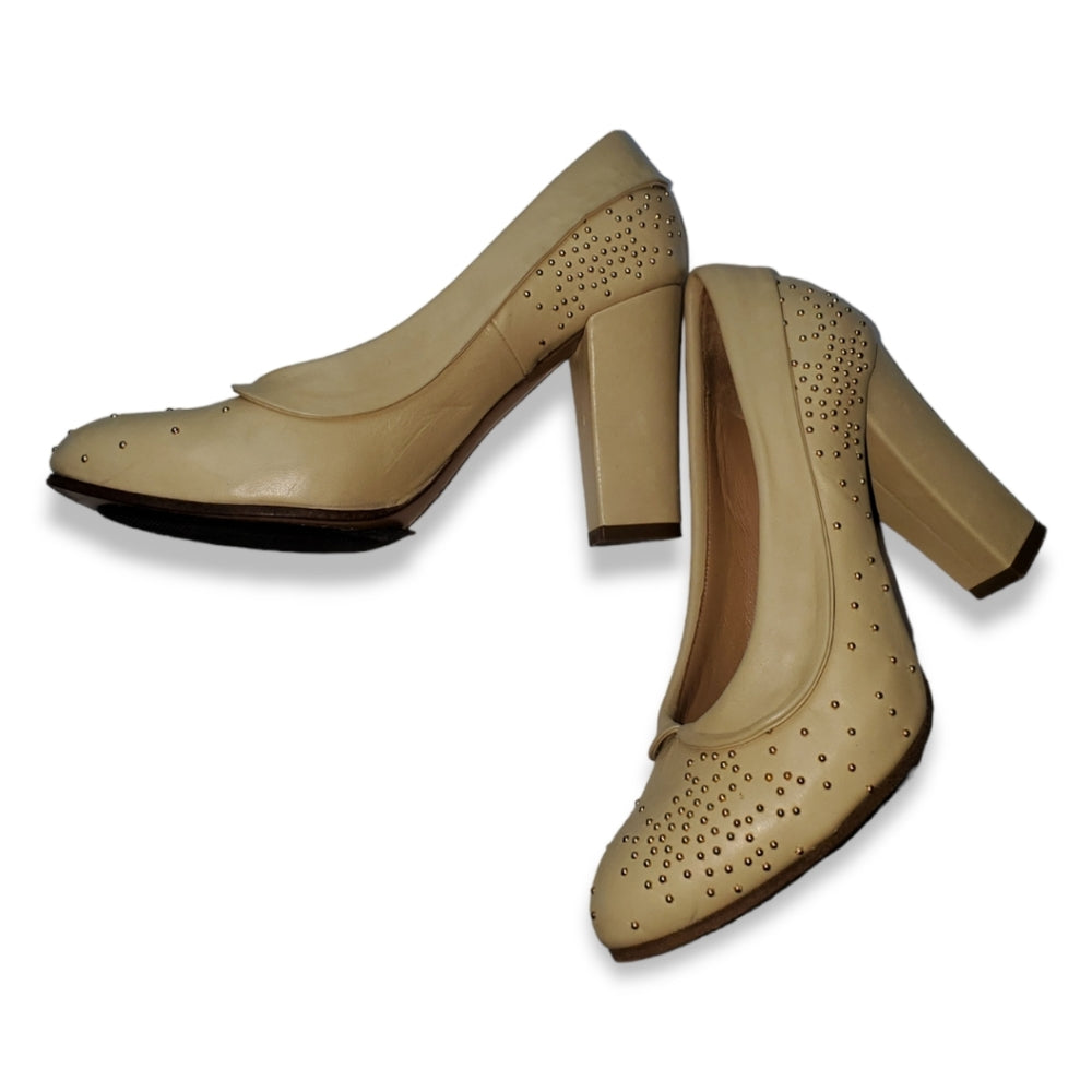 Chloé Suzanna Studded Leather Pumps - EUR35