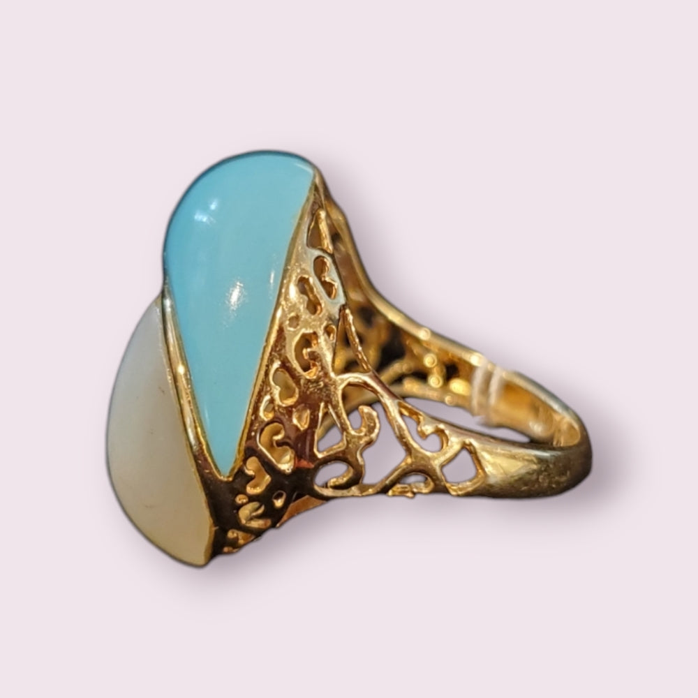 14k Yellow Gold Lapis, Mother of Pearl, & Turquoise Ring Size 5