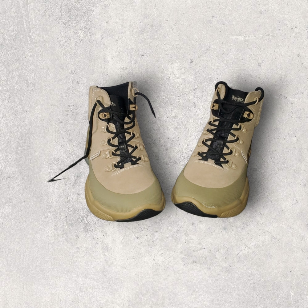 COACH Citysole Hiker Boots/Shoes US Size US 8D/EUR 41